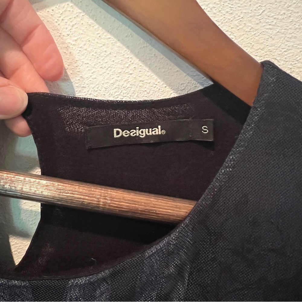 Desigual O’Hara Sheer Sleeve Floral and Rhinestone Hem Lined Flowy Blouse - Picture 9 of 11